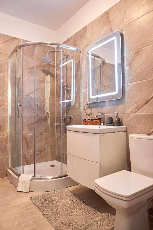 Vanilla Luxury Apartment Spa N Pool Beach Resort Năvodari Εξωτερικό φωτογραφία